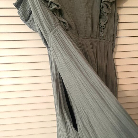 Nursing Queen Gauze Ruffle Midi Dress in Seafoam Green - Size Large - Picture 7 of 8